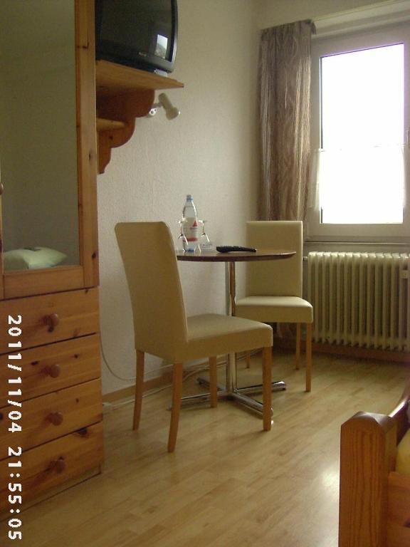 Zur Alten Fuldaschleife Guxhagen Quarto foto